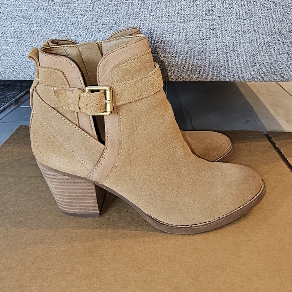Sam Edelman Booties - Picture 5 of 7
